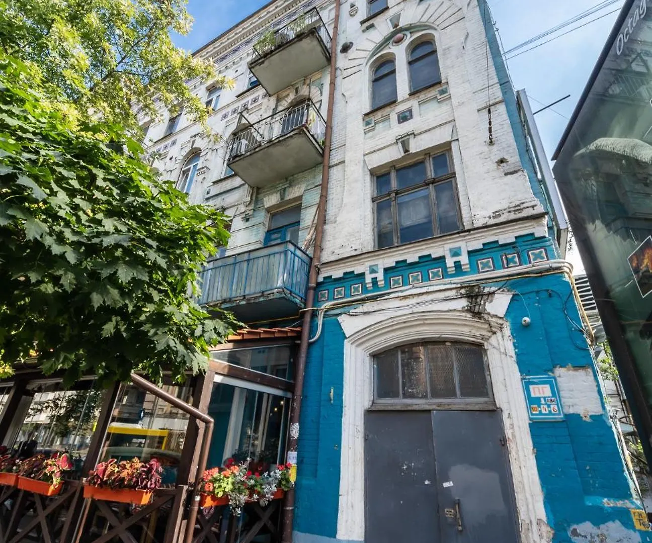 1 Bedroom Apartment Saksaganskogo 57A